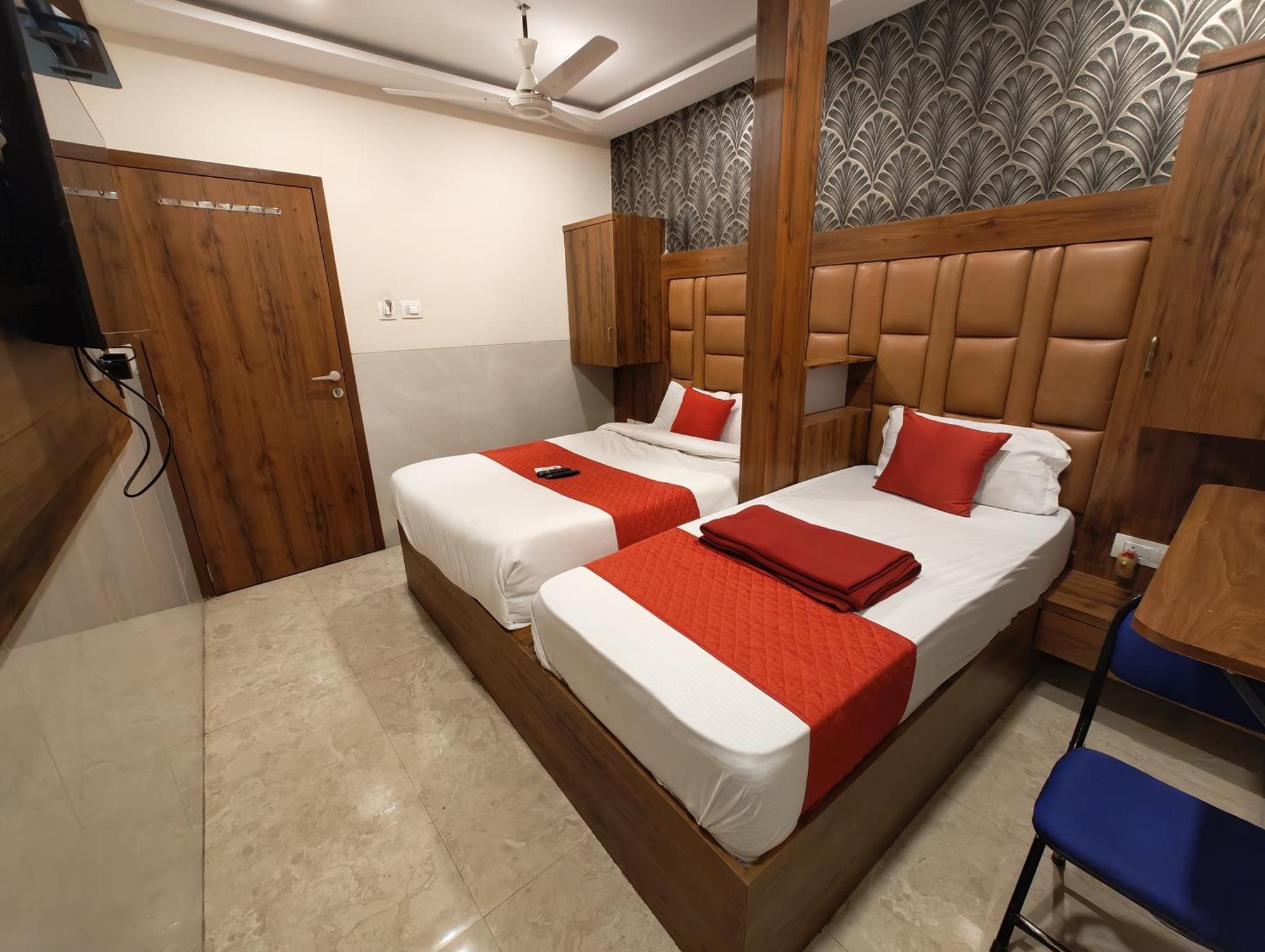 Deluxe Triple Room